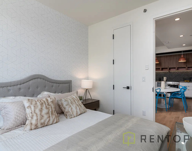 824 Lexington Avenue - Photo Thumbnail 2