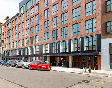 824 Lexington Avenue - Photo Thumbnail 8