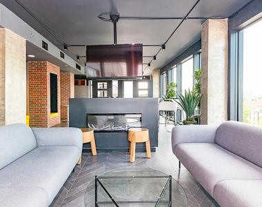 824 Lexington Avenue - Photo Thumbnail 11