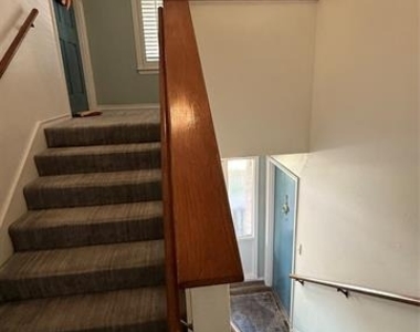 8604 Baltimore Drive - Photo Thumbnail 3