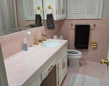 8604 Baltimore Drive - Photo Thumbnail 4