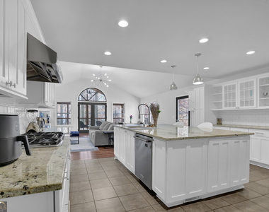 3474 Hildon Circle - Photo Thumbnail 30