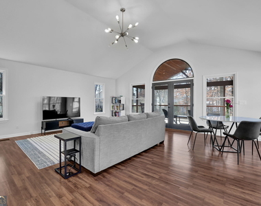 3474 Hildon Circle - Photo Thumbnail 35