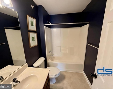 611 Williams Lndg - Photo Thumbnail 5