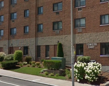 75 East Avenue - Photo Thumbnail 1