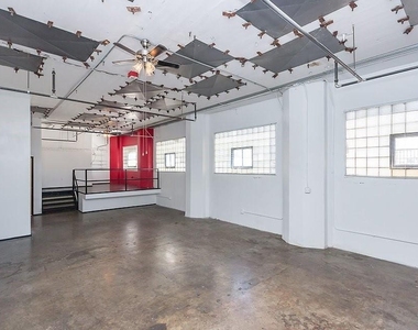 2400 S Ervay St - Photo Thumbnail 2