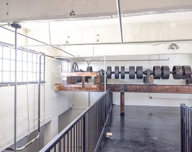 2400 S Ervay St - Photo Thumbnail 6
