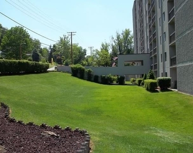 1414 National Road - Photo Thumbnail 2