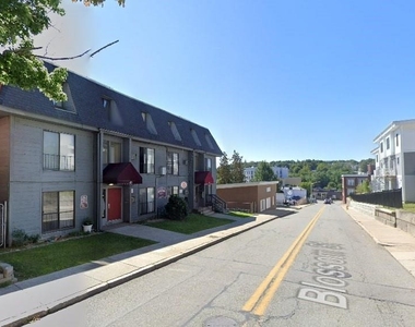 37 Blossom St - Photo Thumbnail 5