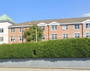 42 Vernon Street - Photo Thumbnail 5