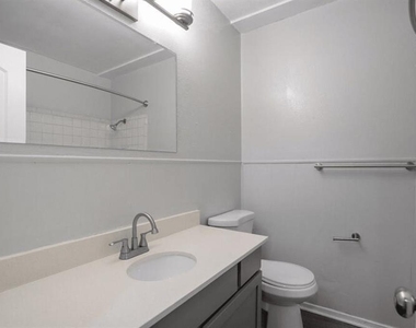 313-319 Rose St - Photo Thumbnail 14
