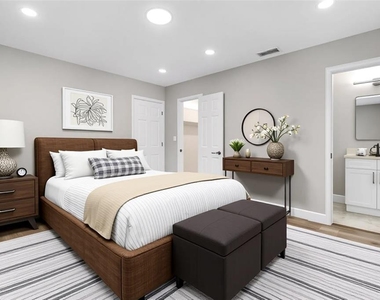 216 S Shore Crest Drive - Photo Thumbnail 18