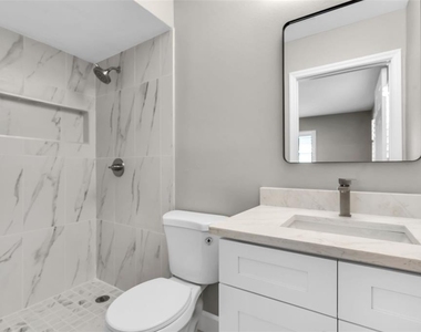 216 S Shore Crest Drive - Photo Thumbnail 21