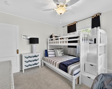235 10th Avenue Ne - Photo Thumbnail 46