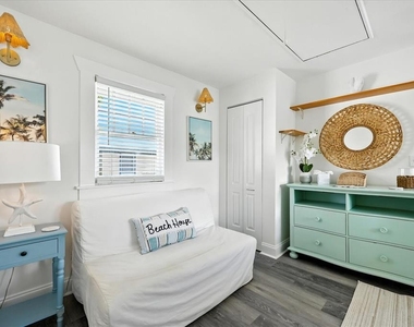 235 10th Avenue Ne - Photo Thumbnail 33