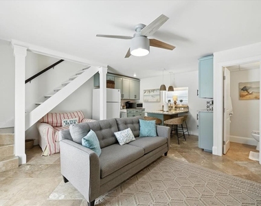 235 10th Avenue Ne - Photo Thumbnail 31