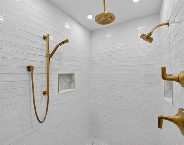 235 10th Avenue Ne - Photo Thumbnail 43