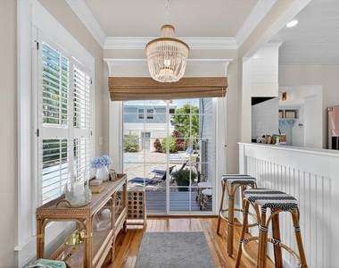 235 10th Avenue Ne - Photo Thumbnail 40