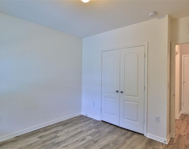 441 White Coral Drive - Photo Thumbnail 23