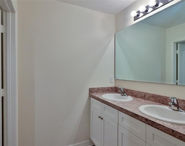 441 White Coral Drive - Photo Thumbnail 4
