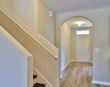 441 White Coral Drive - Photo Thumbnail 27