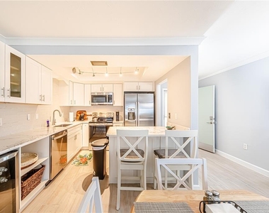 616 Flamingo Drive - Photo Thumbnail 4