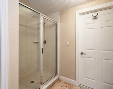 60 Surfview Drive - Photo Thumbnail 9
