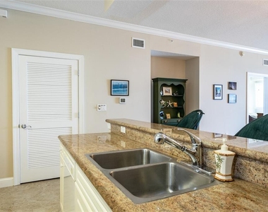 60 Surfview Drive - Photo Thumbnail 5