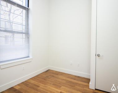 1002 Bushwick Avenue - Photo Thumbnail 11