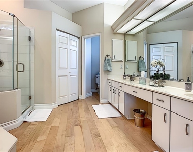 539 Fallbrook Drive - Photo Thumbnail 38