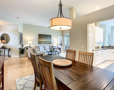 539 Fallbrook Drive - Photo Thumbnail 26