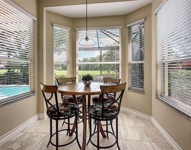 539 Fallbrook Drive - Photo Thumbnail 27