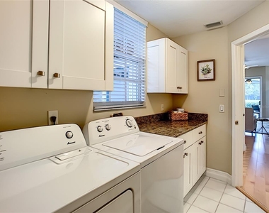 539 Fallbrook Drive - Photo Thumbnail 48