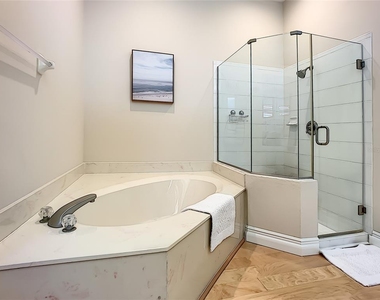 539 Fallbrook Drive - Photo Thumbnail 36
