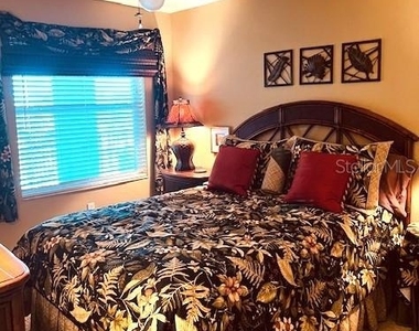 9320 Clubside Circle - Photo Thumbnail 23