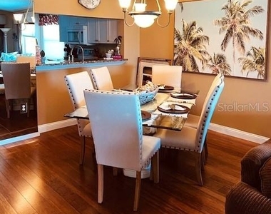 9320 Clubside Circle - Photo Thumbnail 11