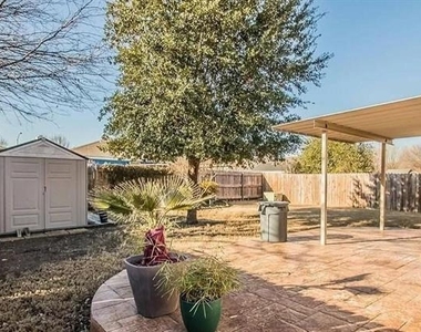 1828 Overland Street - Photo Thumbnail 19