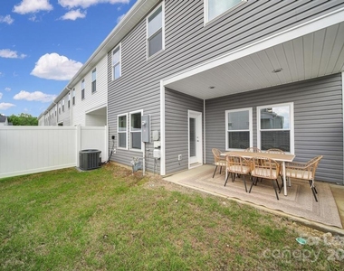 517 Stephen Foster Way - Photo Thumbnail 20