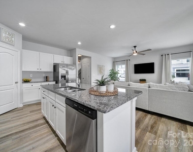 517 Stephen Foster Way - Photo Thumbnail 2