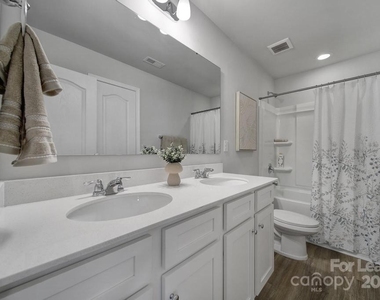 517 Stephen Foster Way - Photo Thumbnail 15