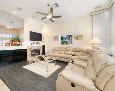 50075 Doral Street - Photo Thumbnail 15
