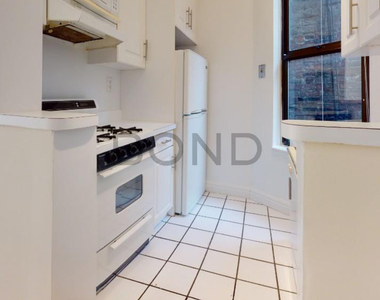 East 83rd Street - Photo Thumbnail 2