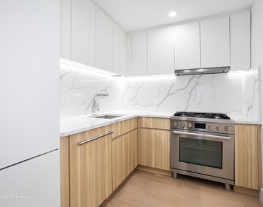 1325 Fifth Ave - Photo Thumbnail 1