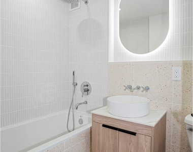 1325 Fifth Ave - Photo Thumbnail 5