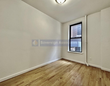 401 East 68th Street - Photo Thumbnail 6