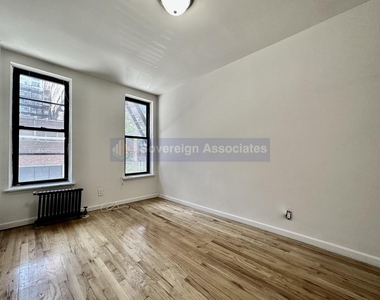 401 East 68th Street - Photo Thumbnail 1