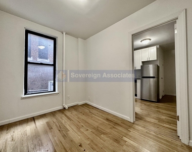 401 East 68th Street - Photo Thumbnail 5