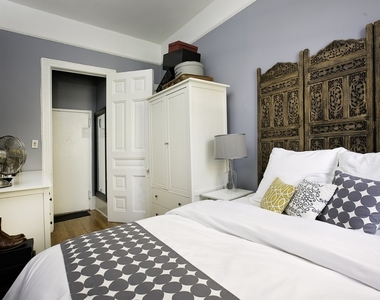 102 W 86th Street - Photo Thumbnail 4