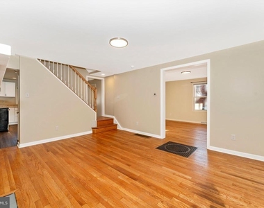 72 Wayside Avenue - Photo Thumbnail 8
