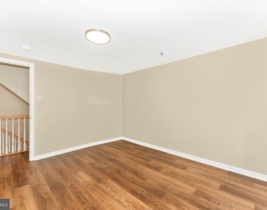 72 Wayside Avenue - Photo Thumbnail 27